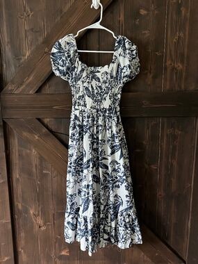 Lapogee Blue & Ivory Floral Smocked Midi Dress | S